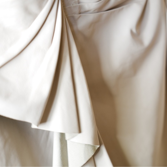 IRO PARIS Zyrma Leather Cream Skirt - Picture 12 of 13